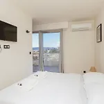 Апартаменты Sweety- Ideal Couple Moderne 2p, Vue Mer, Parking, Clim