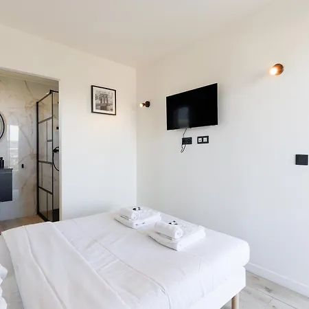 Sweety- Ideal Couple Moderne 2p, Vue Mer, Parking, Clim Antibes